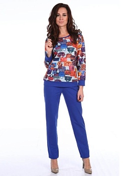 Состав:
Капитоний
Полиэстер 100%
	Женский комплект состоит из толстовки и брюк.

Обратите внимание: расцветка товара на сайте может отличаться от фактической расцветки. Оптовый склад оставляет за собой право поставить товар любого цвета, которы