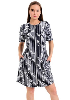 Состав:
Хлопок 100%.
	Женский халат на молнии из принтованного полотна. Есть завязки по бокам. 

Обратите внимание: расцветка товара на сайте может отличаться от фактической расцветки. Оптовый склад оставляет за собой право поставить товар любог