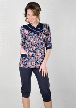 Состав: 
Хлопок 50%, 
Полиэстер 45%, 
Лайкра 5% 
	Бриджи выполнены из футера с лайкрой, внизу на манжетах, пояс втачной на резинке.