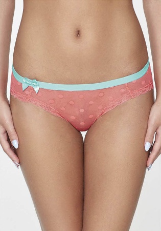 Состав:
Эластичная сетка
ПА 88%,
ПУ 12%
Кружево
ПА 90%,
ПУ 10%
Ластовица
Хлопок 100%
	Трусики-боксеры выполнены из эластичной жаккардовой сетки и узкого кружева. Линия талии декорирована широкой отделочной лентой. Передняя деталь декорирована