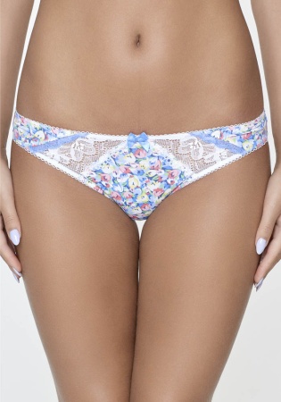 Состав:
Эластичное полотно
ПА 85%
ПУ 15%
Кружево
ПА 90%
ПУ 10%
Ластовица
Хлопок 100%
	Трусики классические выполнены из эластичного принтованного полотна и кружева, декорированы эластичной лентой с фестонами и узким кружевом. Передняя деталь 