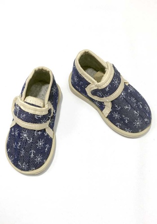 Вид застежки: Липучка
Фактура материала: гладкий
Материал подкладки обуви: Текстиль
Габариты предмета (см): высота подошвы: 1.5 см; высота каблука: 1.5 см; высота платформы: 0.01 см
Материал подошвы обуви: ТЭП (термоэластопласт)
Материал ст