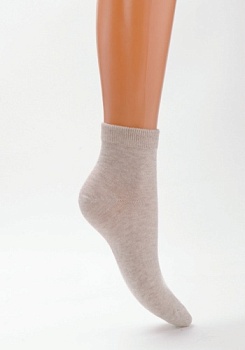 Состав:
Хлопок 76%
Полиамид 22%
Эластан 2%
	Демисезонные однотонные и меланжевые носки с заниженным бортиком.