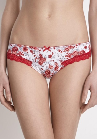 Состав:
Эластичное полотно
ПА 85%
ПУ 15%
Кружево
ПА 90%
ПУ 10%
Ластовица
Хлопок 100%
	Трусики классические выполнены из эластичного полотна и яркого узкого кружева. Передняя деталь декорирована бантиком.