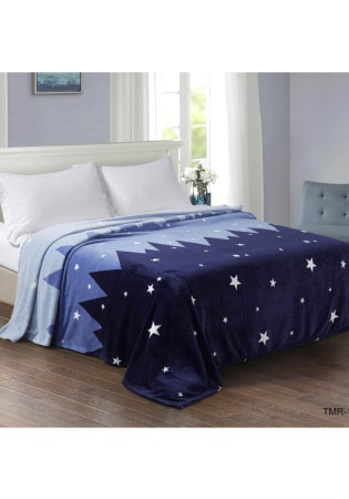 Материал:
Велсофт
Полиэстер 100%
	Пледы серии 