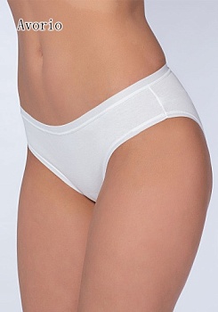 Состав:
Хлопок 95%
Эластан 5%
     Классические трусы-слипы из хлопка с эластаном, края обработаны мягкой широкой тесьмой, низкая посадка.