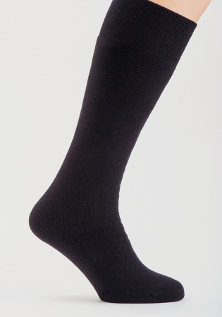 Состав: 
Хлопок 88%, 
Полиамид 12%
	Плюшевые удлиненные носки универсального размера (без пятки)  из 